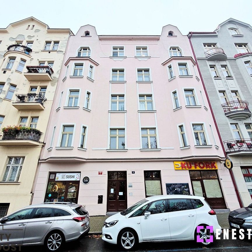 Pronájem bytu 3+1 100 m² - Photo 1
