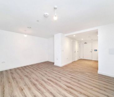 1 Bed Flat, Calibra Court, LU2 - Photo 1