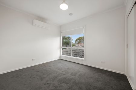 15B Danin St, Pascoe Vale VIC 3044 - Townhouse For Rent | Domain - Photo 4