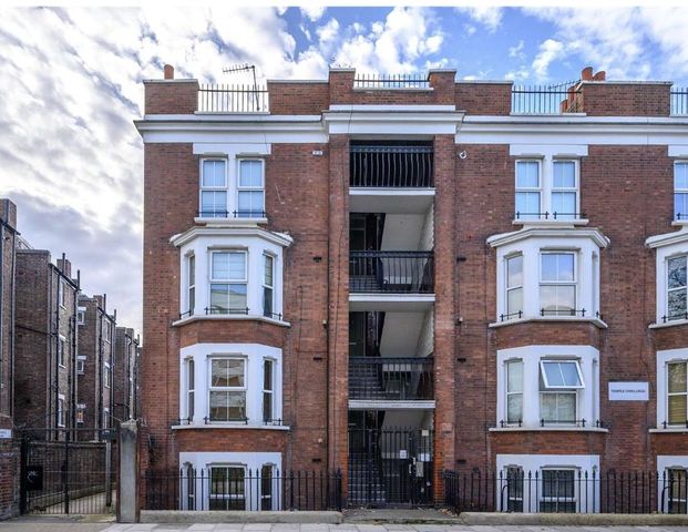 Flat 47 Temple Dwellings, Temple Street, Bethnal Green E2, London - Photo 1