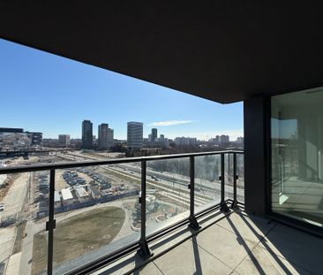 For Lease - 5 Quarrington Lane Unit# 908, Toronto, Ontario - Photo 4
