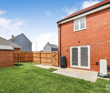 Dandelion Drive, Lakenheath - Photo 3