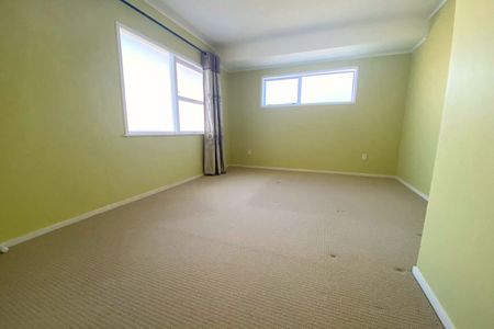 4 Bedrooms on Opal Ave - Photo 3