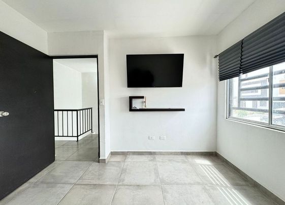 ASI | CASA EN RENTA | LOMAS DE SANTA FE - Photo 1