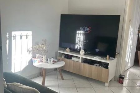 AIX EN PROVENCE, Location T2, Quartier La Beauvalle - Photo 4