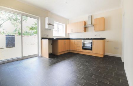 2 bedroom terraced house to rent - Photo 2