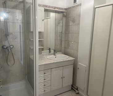 Location Appartement 4 pièces 92m² MONS EN BAROEUL 59370 - Photo 4