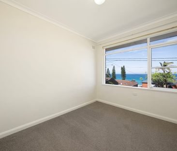 18 Ellen Street, Curl Curl, NSW 2096 - Photo 4