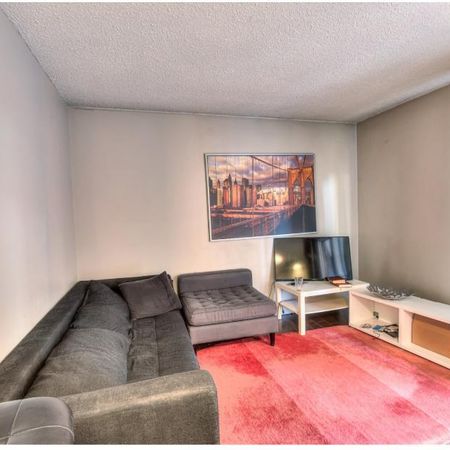 Appartement 4 et 1/2 toute inclus Métro Guy Concordia - Photo 3