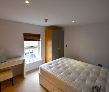 1 William Street, Windsor, Berkshire,SL4 - Photo 2