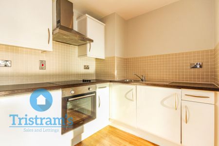 1 bed Apartment for Rent - Photo 2