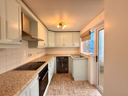 22 Windsor Drive, Belfast, BT9 7FH - Photo 4