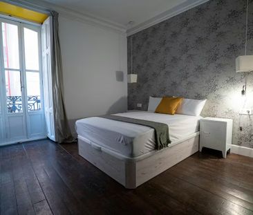 Carrer de l'Almudí, Valencia, Valencian Community 46003 - Photo 4