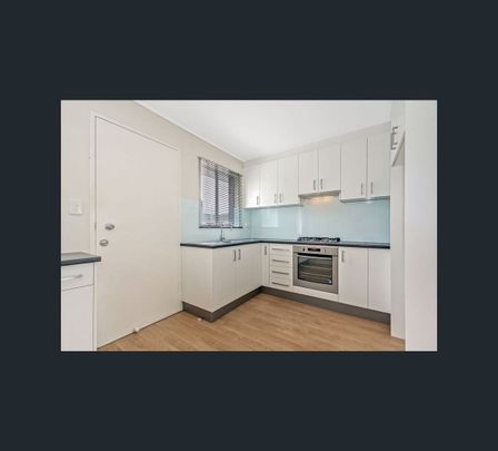 6/140 Pembroke Road, Coorparoo, Qld 4151 - Photo 1