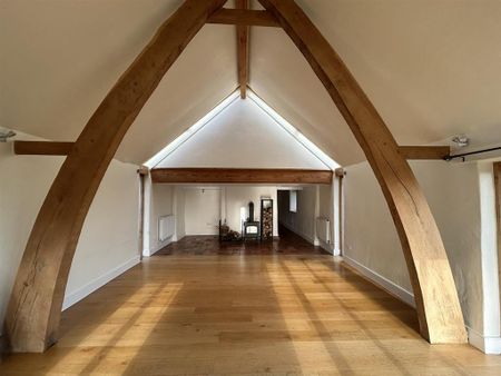 3 bedroom detached house to rent - Photo 4