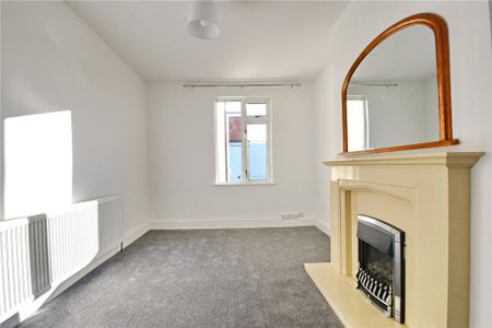 4 bedroom house to rent - Photo 2