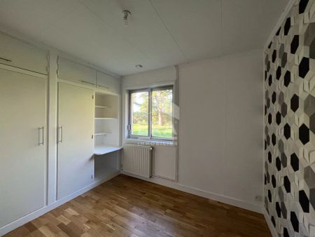 A louer à Déols / Brassioux pavillon plain pied 125 m² - Photo 2