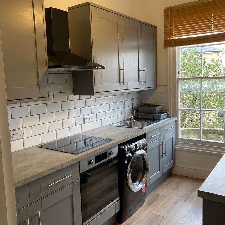 Room in a Shared Flat, Cotham Road, BS6 - Photo 1