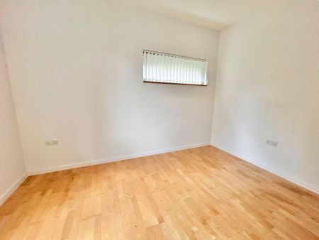 2 bed apartment to rent in NE10 - Photo 4