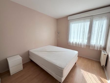 Location Appartement 3 pièces 62m² - Photo 4