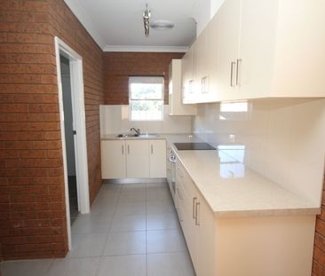 5 / 42 Inglis Street Lake Albert NSW 2650 - Photo 5