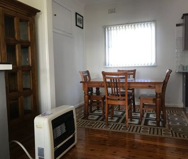 Charming Three-Bedroom Home - Comfort, Space & Convenience - Photo 3