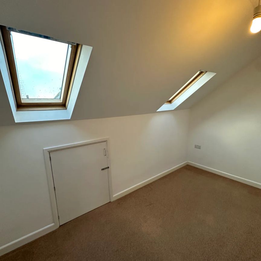 Gordon Road, Weston-super-Mare, North Somerset, England, BS23 3BD, United Kingdom - Photo 1