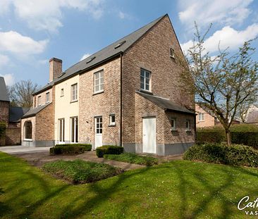 TE HUUR: Prachtig huis met 6 slaapkamers in groene omgeving - Photo 1