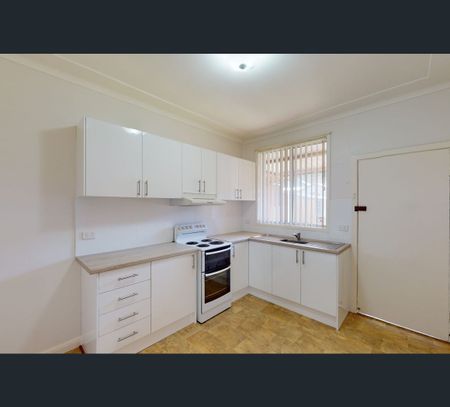 2/123 Berkeley Street, Speers Point, NSW 2284 - Photo 5