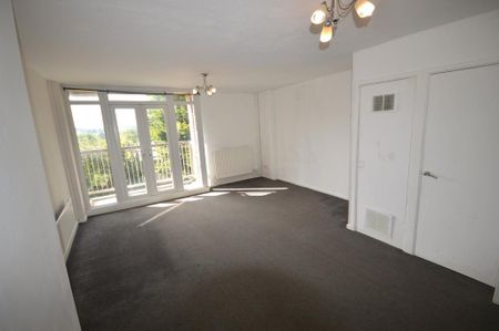 2 bedroom maisonette to rent - Photo 3