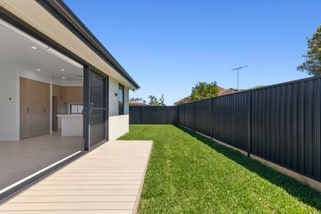 54a Beauford Avenue, Caringbah South NSW 2229 - Villa For Rent | Domain - Photo 3