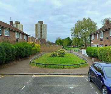 Marriott Road, London, E15 - Photo 1
