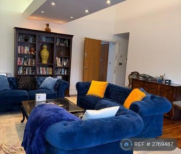 1 bedroom in a flat share to rent - Photo 6