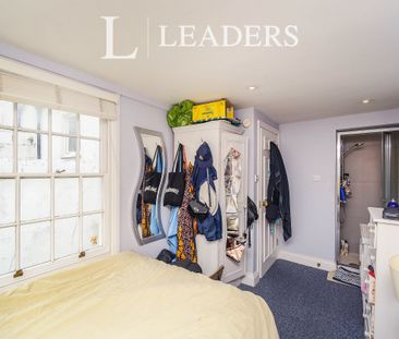 2 bedroom apartment to rent Marine Square - Photo 5