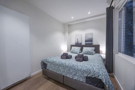 PRACHTIG, GEMEUBELD APPARTEMENT MET 2 SLAAPKAMERS NABIJ HET BRUISEND STADSCENTRUM - Foto 5