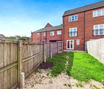 Blakeholme Court, Burton-on-trent, DE14 - Photo 3