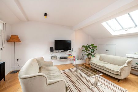 Weymouth Mews, W1G - Photo 3