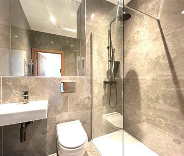 Sheila House, Fleet, Hampshire, GU51 - Photo 2