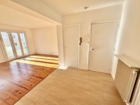 Location Appartement 2 pièces 59m² VALENCE 26000 - Photo 2