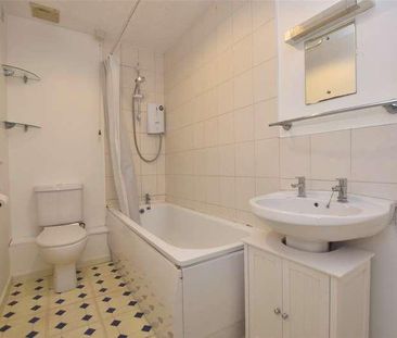 Hunters Road, Bishops Cleeve, Cheltenham, Gloucestershire, GL52 - Photo 5