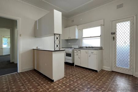 Unit 1/1 Langer Street , Banksia. - Photo 4