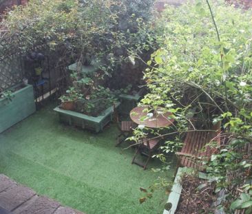 Room in a Shared House, With Garden, SW1V - Photo 2