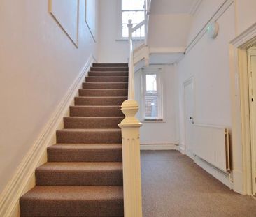 House share to rent - Photo 3