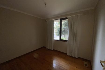 Well-appointed family home - Photo 5