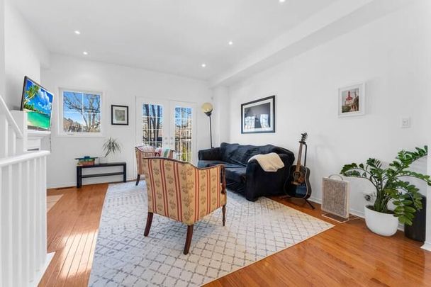 For Lease - 25 Rankin Crescent, Toronto, Ontario - Photo 1