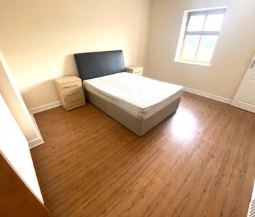 Killeen Hall, Old Killeen Road, Dublin 10 - Photo 2