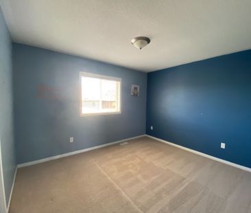 For Lease - 2329 Blue Oak Circle, Oakville, Ontario - Photo 4