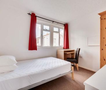 4 bedroom house to rent - Photo 5