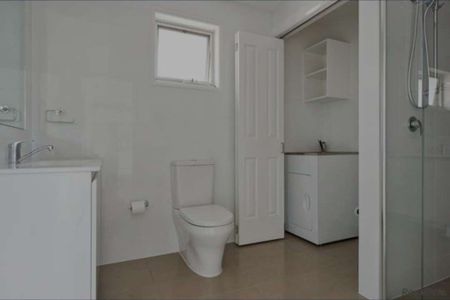 Normanhurst - Photo 3