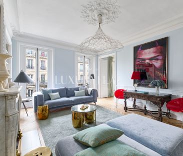 Elegant Furnished Apartment in the Marais - Photo 3